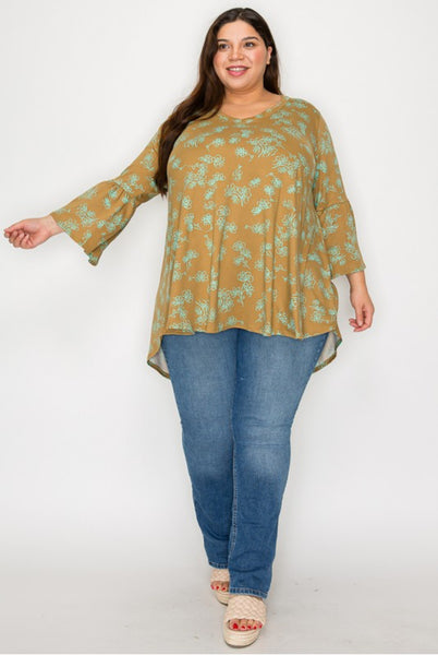 Extra Plus V-neck print top with ruffle sleeve